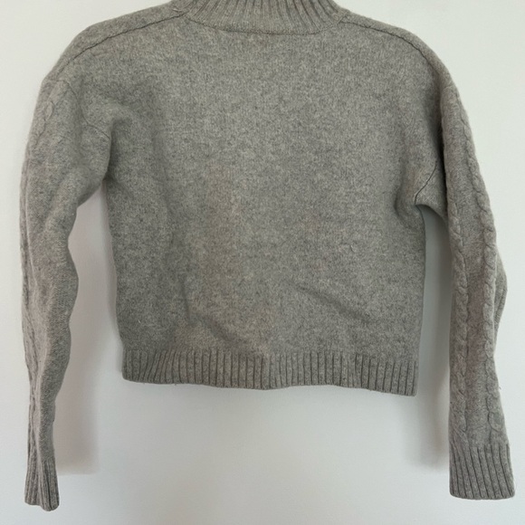 Cozy Gray Cable Knit Turtleneck Sweater - Picture 5 of 5